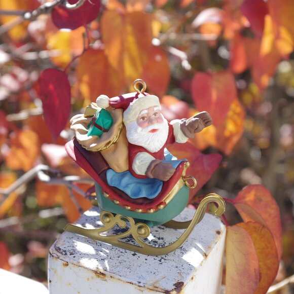 Hallmark Santa Claus 1992 Vintage - Picture 1 of 6